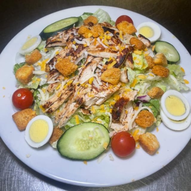 Grill or Crispy Chicken Salad.